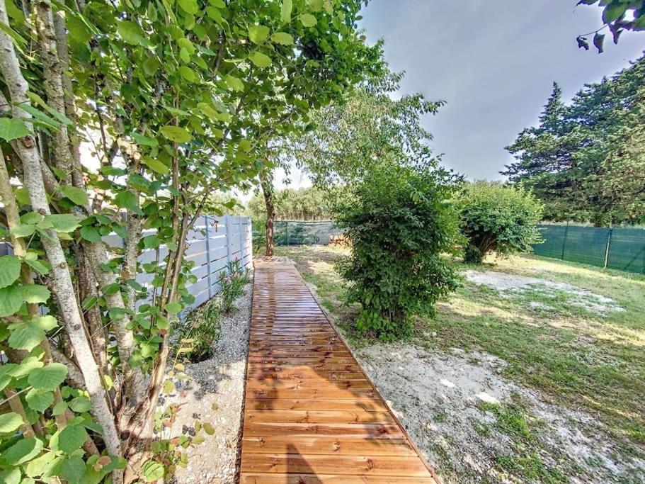 Apartamento Les Penates Du Pastel - Jardin & Terrasse Villefranche-de-Lauragais Exterior foto